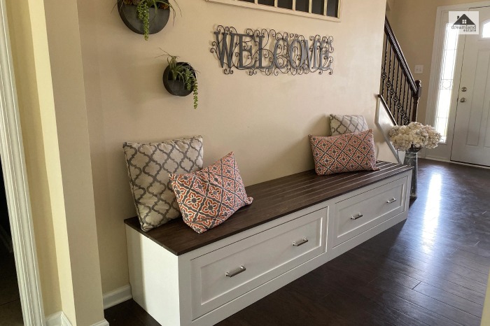 Rustic Mudroom Bench With Storage