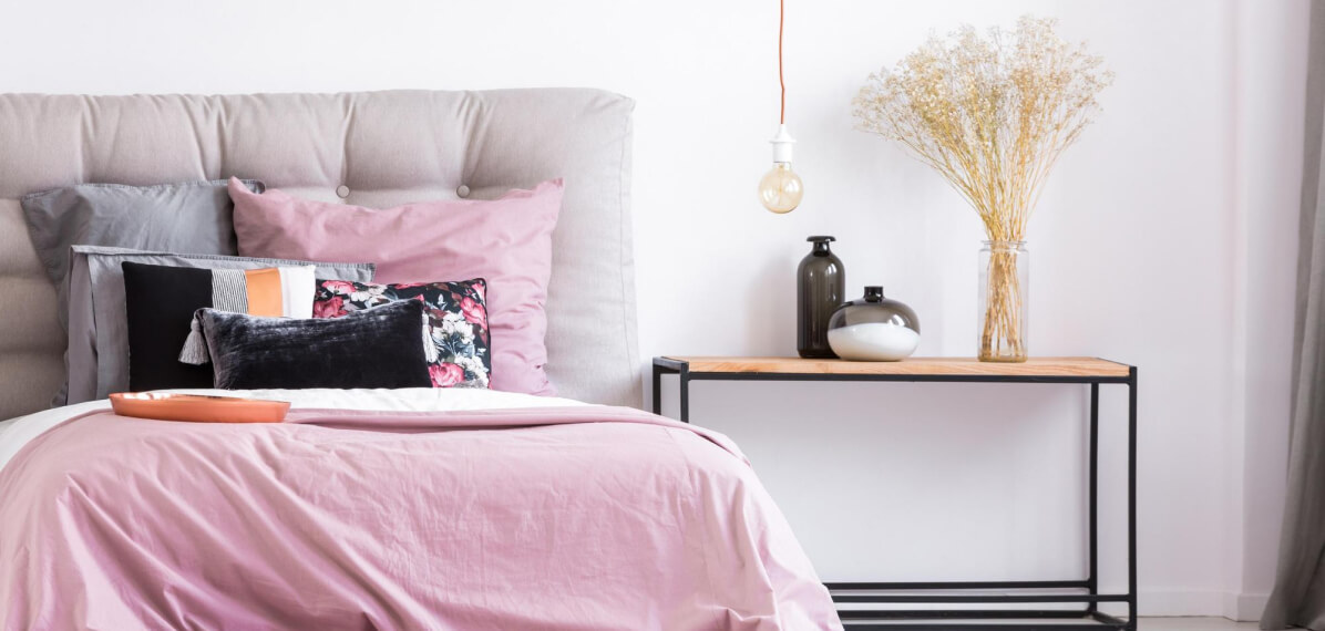 White And Bubblegum