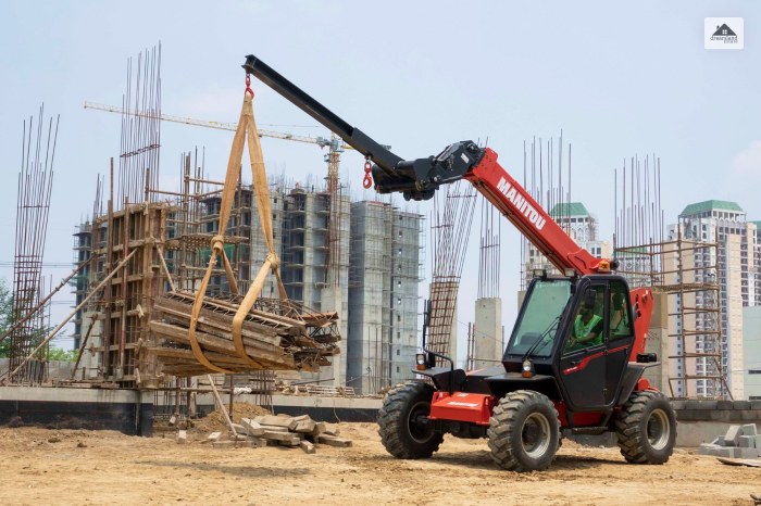 What Are Telehandlers? – Major Uses