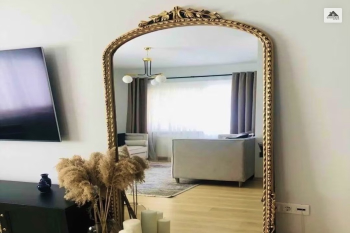 Euri Baroque Antique Gold Arch Mirror
