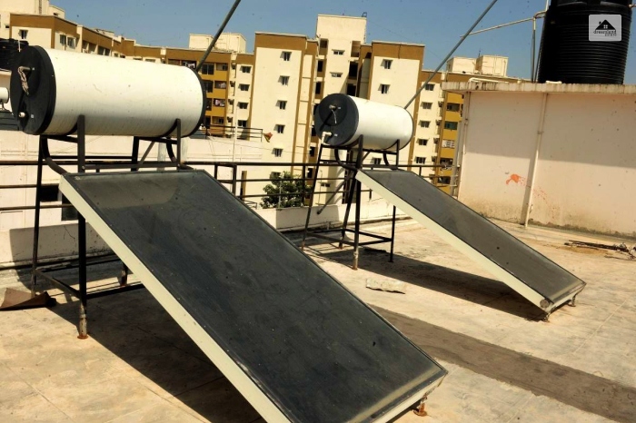 Solar Heating With Forced Hot Air
