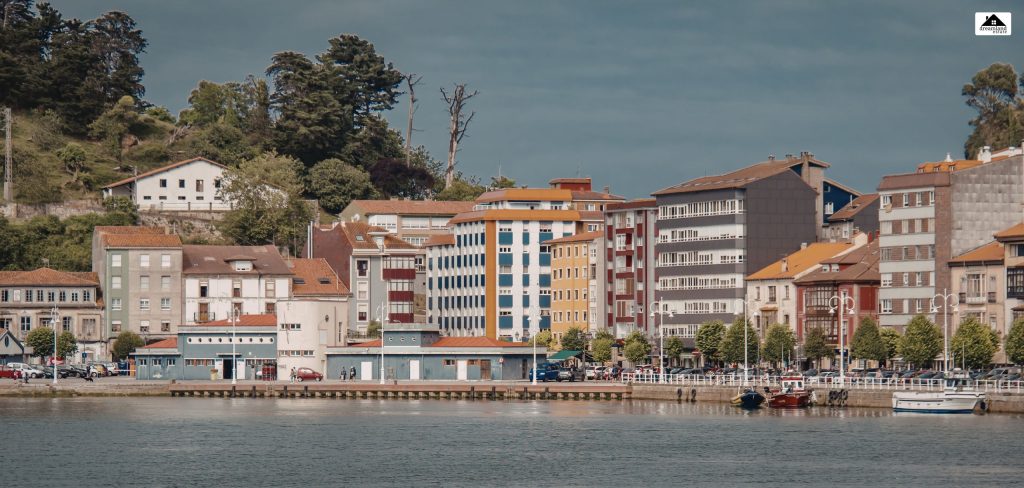 Expert Advice_ Buying The _Water_ Not Just The House