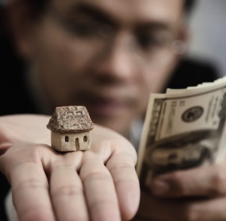 What happens after accepting a cash offer on a house