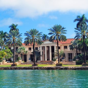 Buying a Palm Jumeirah Villa